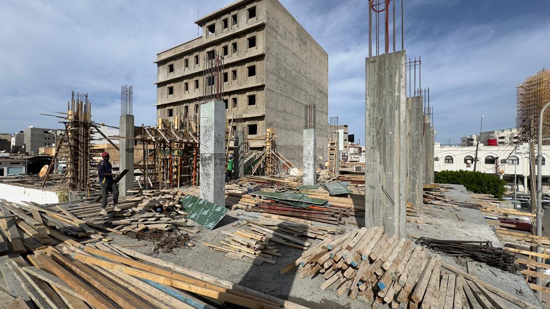 مشروع مبنى تجاري خاص